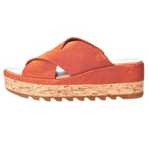 SOREL Cameron flatform mule in desert sun